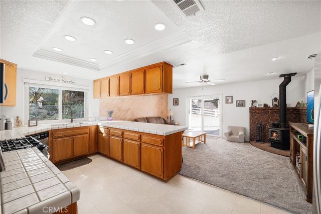 9554 Sunrise Court, Phelan, CA 92371