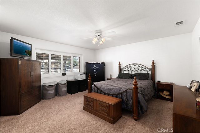 9554 Sunrise Court, Phelan, CA 92371