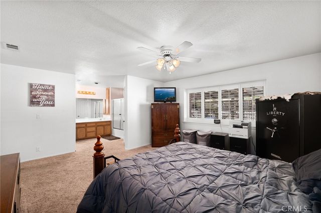 9554 Sunrise Court, Phelan, CA 92371