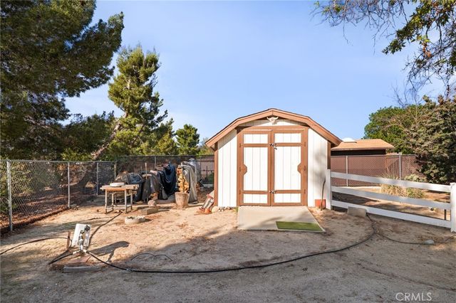 9554 Sunrise Court, Phelan, CA 92371