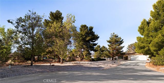 9554 Sunrise Court, Phelan, CA 92371