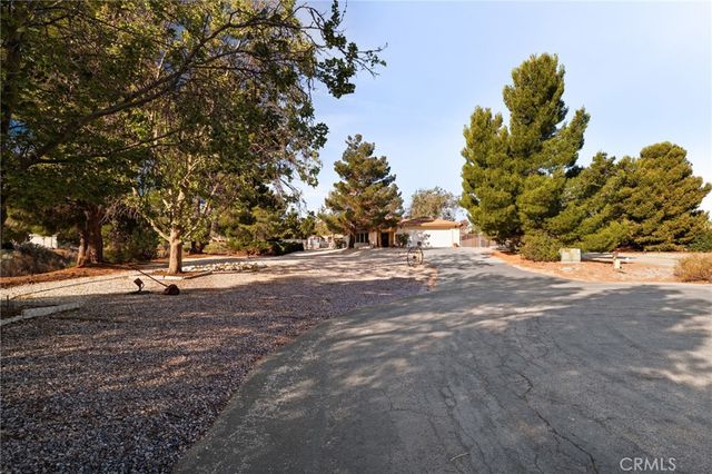 9554 Sunrise Court, Phelan, CA 92371