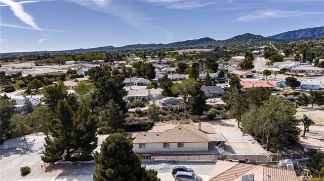 9554 Sunrise Court, Phelan, CA 92371