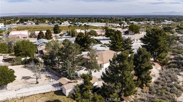 9554 Sunrise Court, Phelan, CA 92371