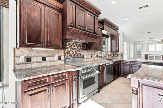 3448 E LOWELL Avenue, Gilbert, AZ 85297
