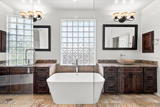 3448 E LOWELL Avenue, Gilbert, AZ 85297