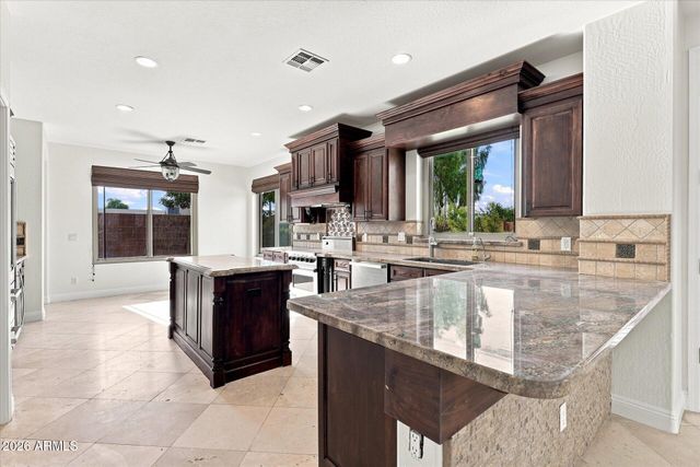 3448 E LOWELL Avenue, Gilbert, AZ 85297