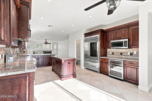 3448 E LOWELL Avenue, Gilbert, AZ 85297