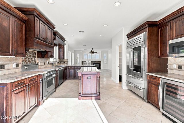 3448 E LOWELL Avenue, Gilbert, AZ 85297