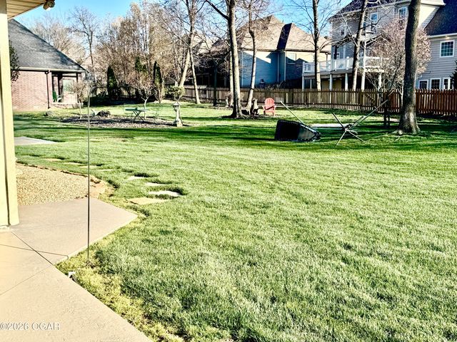 2804 Ridge View Court, Joplin, MO 64801