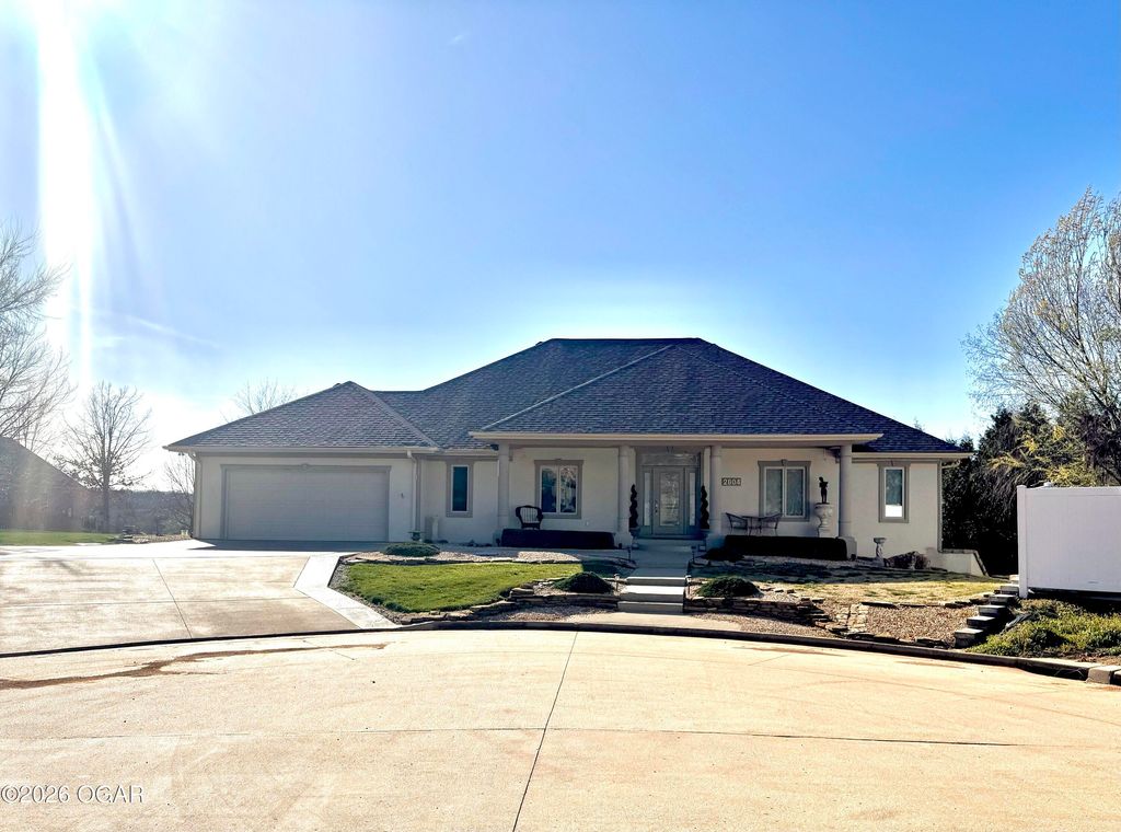 2804 Ridge View Court, Joplin, MO 64801