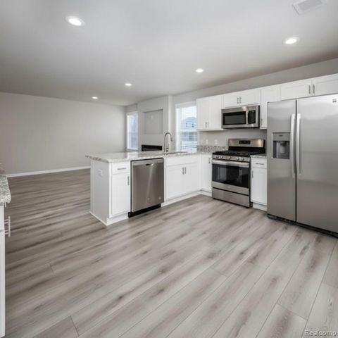 18754 14 mile road 22, Roseville, MI 48066