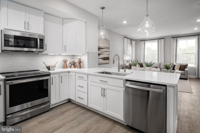 43791 METRO TERRACE, Ashburn, VA 20147