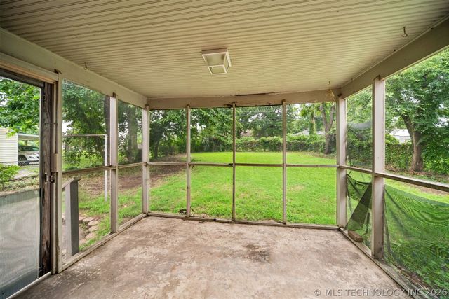 1307 S Quebec Avenue, Tulsa, OK 74112