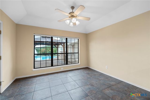 8216 Teakwood Drive, Woodway, TX 76712