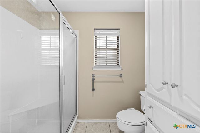 8216 Teakwood Drive, Woodway, TX 76712