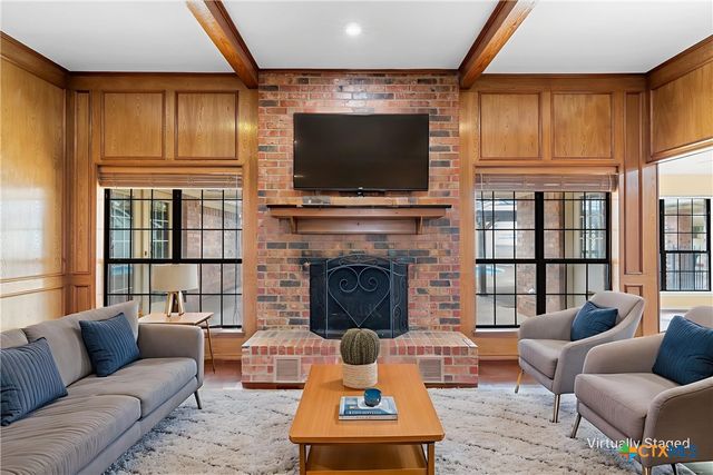 8216 Teakwood Drive, Woodway, TX 76712