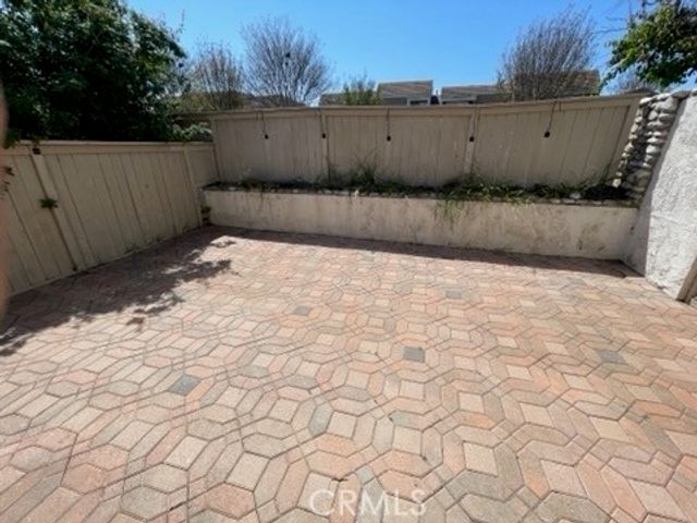 8 Clover 46, Irvine, CA 92604