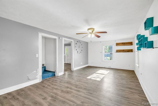 7054 Mccords Avenue, Alto, MI 49302