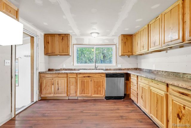 7054 Mccords Avenue, Alto, MI 49302