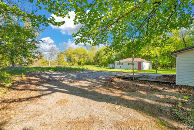 7054 Mccords Avenue, Alto, MI 49302