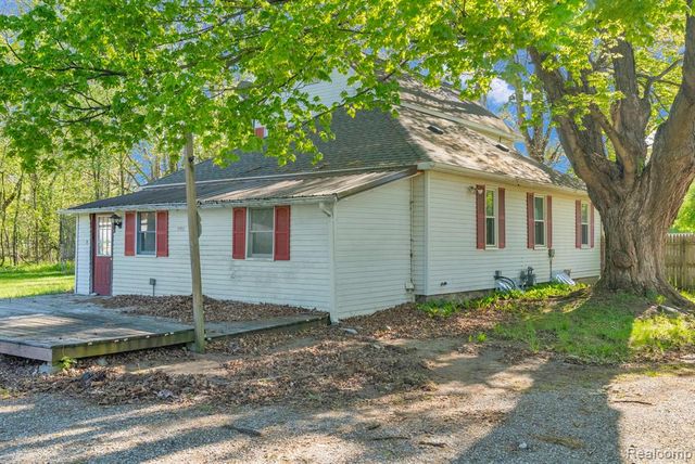 7054 Mccords Avenue, Alto, MI 49302