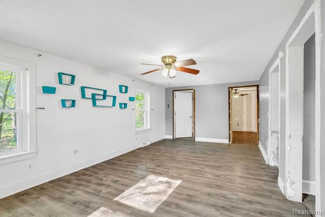 7054 Mccords Avenue, Alto, MI 49302