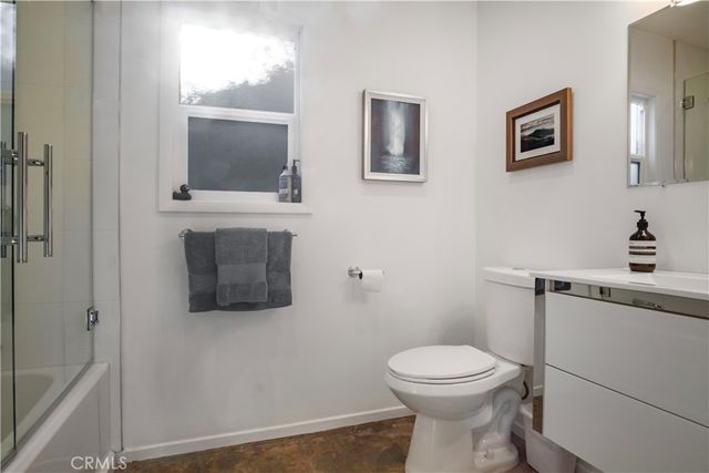 2218 Silver Ridge, Los Angeles, CA 90039