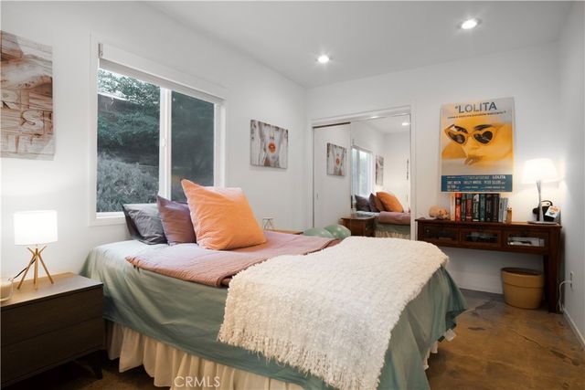 2218 Silver Ridge, Los Angeles, CA 90039