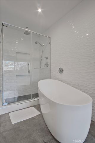 2218 Silver Ridge, Los Angeles, CA 90039