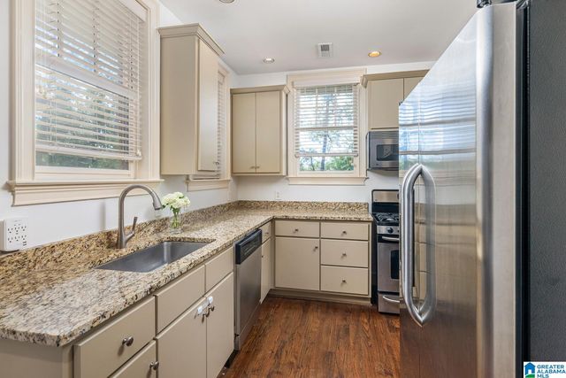 3121 Highland Ave S Apt 202, Birmingham, AL 35205