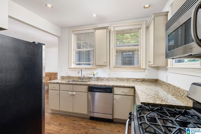 3121 Highland Ave S Apt 202, Birmingham, AL 35205