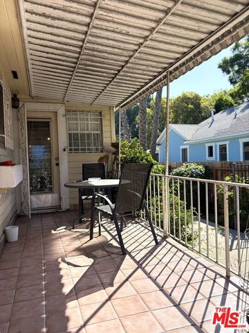 1325 N Spaulding Avenue, Los Angeles, CA 90046