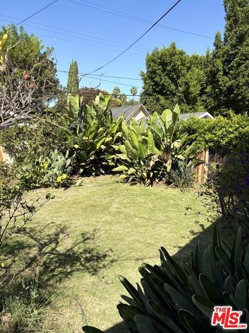 1325 N Spaulding Avenue, Los Angeles, CA 90046