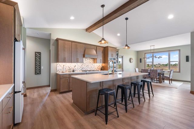 2110 Highland WAY, Sturtevant, WI 53177
