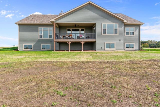 2110 Highland WAY, Sturtevant, WI 53177