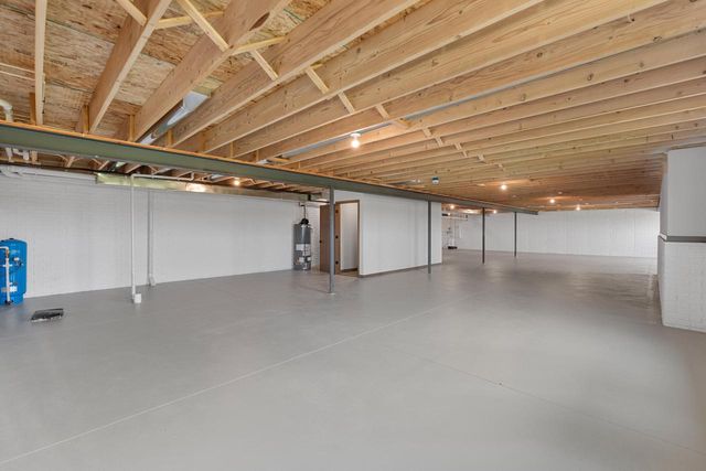2110 Highland WAY, Sturtevant, WI 53177