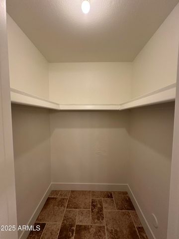 924 S HACIENDA Drive D, Tempe, AZ 85281