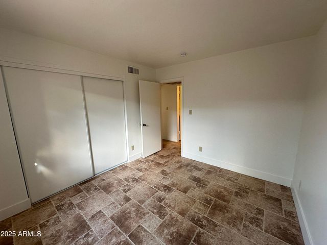 924 S HACIENDA Drive D, Tempe, AZ 85281