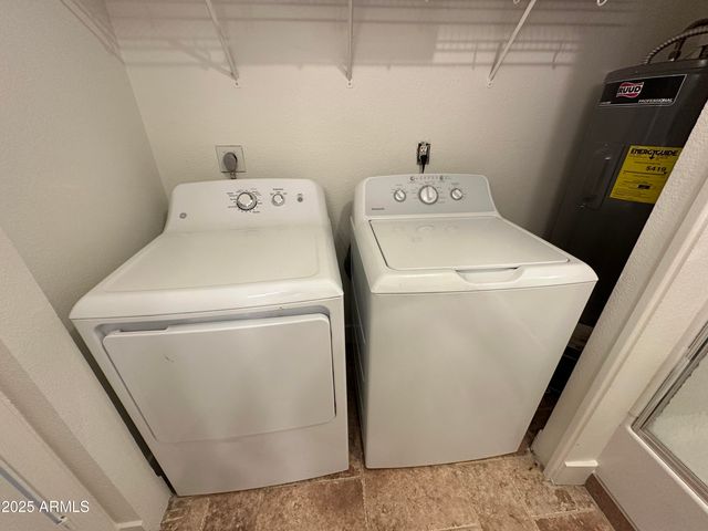 924 S HACIENDA Drive D, Tempe, AZ 85281