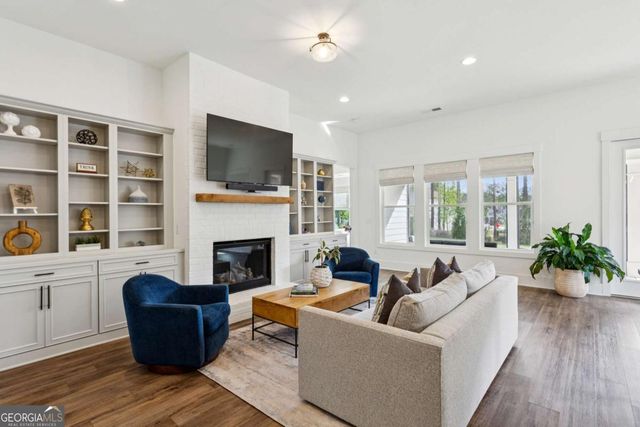 443 Southland Circle, Canton, GA 30115