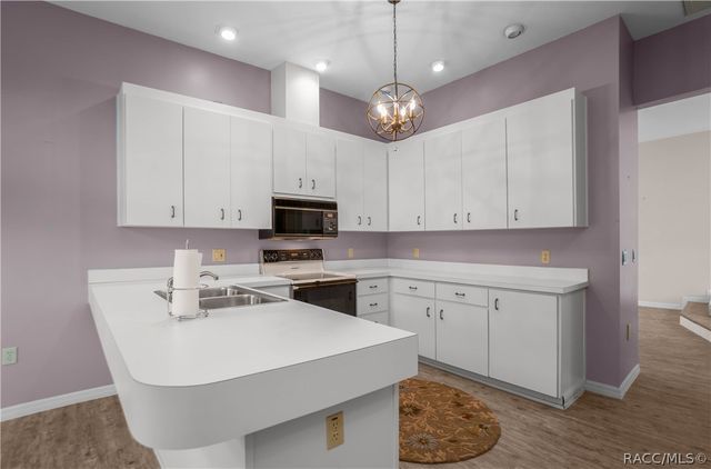 1635 N Marlborough Loop, Crystal River, FL 34429