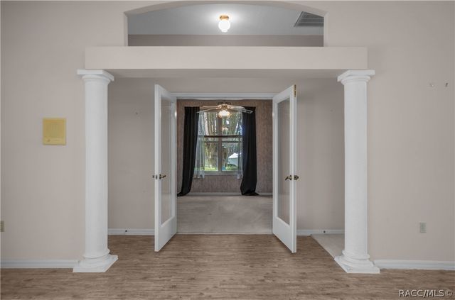 1635 N Marlborough Loop, Crystal River, FL 34429