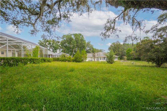 1635 N Marlborough Loop, Crystal River, FL 34429