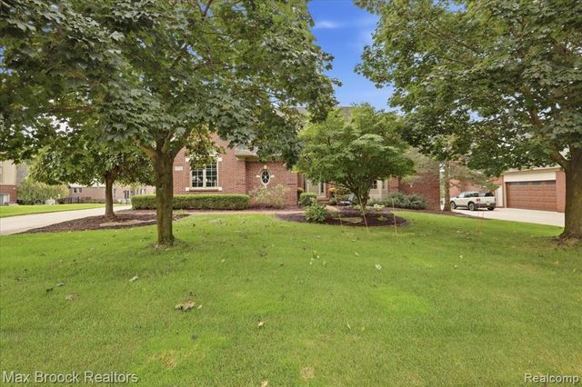 1731 Rico Road, Commerce Twp, MI 48382