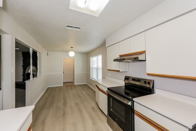 1816 Christopher Drive, Fort Worth, TX 76140