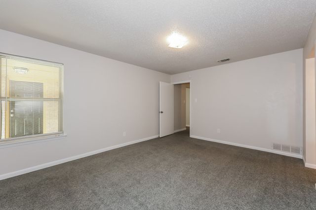 1816 Christopher Drive, Fort Worth, TX 76140