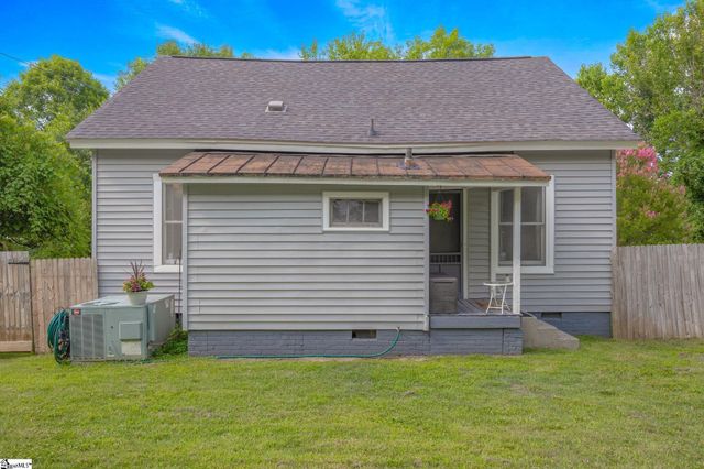 38 S 6th Street, Greenville, SC 29611