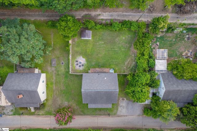 38 S 6th Street, Greenville, SC 29611