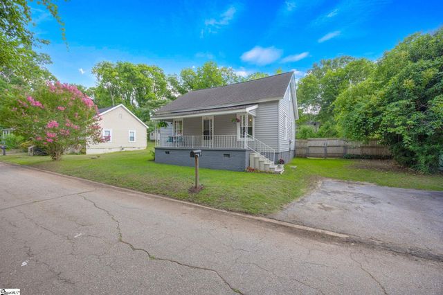 38 S 6th Street, Greenville, SC 29611